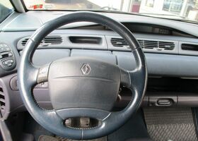 Рено Гранд Еспейс 2002 у Європі на Automoto.ua Синій Рено Гранд Еспейс, об'ємом двигуна 2 л та пробігом 330 тис. км за 2184 $, фото 13 на Automoto.ua