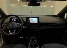 Фольксваген ID.4 2023 в Европе на Automoto.ua Серебряный Фольксваген ID.4, объемом двигателя 0 л и пробегом 33 тыс. км за 58816 $, фото 2 на Automoto.ua