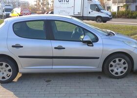 Пежо 207, объемом двигателя 1.36 л и пробегом 106 тыс. км за 1317 $, фото 2 на Automoto.ua