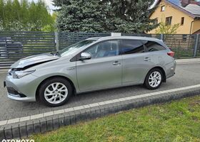 Тойота Аурис, объемом двигателя 1.8 л и пробегом 70 тыс. км за 7343 $, фото 3 на Automoto.ua