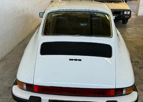 Білий Порше 911, об'ємом двигуна 2.69 л та пробігом 1000 тис. км за 69892 $, фото 4 на Automoto.ua