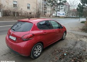 Пежо 208, объемом двигателя 1.56 л и пробегом 140 тыс. км за 5400 $, фото 5 на Automoto.ua