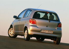 Тойота Яріс, Хетчбек 1999 - 2005 (P1) 1.3 i 16V