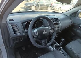 Міцубісі АСХ 2010 у Європі на Automoto.ua Срібний Міцубісі АСХ, об'ємом двигуна 1.8 л та пробігом 270 тис. км за 9368 $, фото 14 на Automoto.ua
