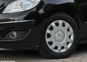 Мерседес Б-класс 2007 в Европе на Automoto.ua Черный Мерседес Б-класс, объемом двигателя 1 л и пробегом 284 тыс. км за 3124 $, фото 4 на Automoto.ua