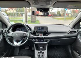 Хендай i30, об'ємом двигуна 1.35 л та пробігом 92 тис. км за 13369 $, фото 9 на Automoto.ua