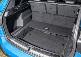 Объем багажника нового BMW X1 2020 года