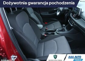 Хендай i30, об'ємом двигуна 1 л та пробігом 29 тис. км за 15119 $, фото 9 на Automoto.ua