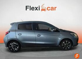 Мицубиси Спейс Стар 2022 в Европе на Automoto.ua Серый Мицубиси Спейс Стар, объемом двигателя 1.19 л и пробегом 48 тыс. км за 15306 $, фото 2 на Automoto.ua