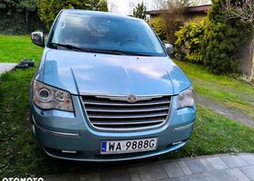 Крайслер Grand Voyager, об'ємом двигуна 2.77 л та пробігом 302 тис. км за 6458 $, фото 1 на Automoto.ua