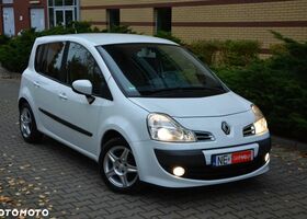 Рено Модус 2009 в Европе на Automoto.ua Белый Рено Модус, объемом двигателя 1 л и пробегом 171 тыс. км за 12800 $, фото 28 на Automoto.ua