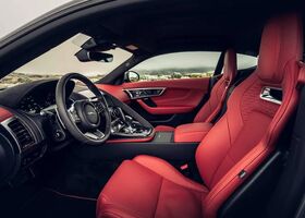 Сидіння в купе Jaguar F-Type 2021