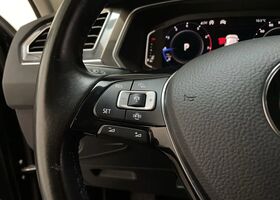 Фольксваген Тигуан 2020 в Европе на Automoto.ua Черный Фольксваген Тигуан, объемом двигателя 1.5 л и пробегом 157 тыс. км за 26151 $, фото 12 на Automoto.ua