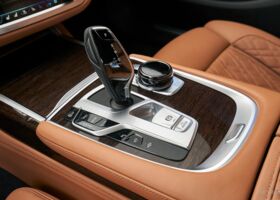 BMW 7 Series 2020 на тест-драйве, фото 9