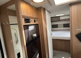 Белый Caravans-Wohnm Carado, объемом двигателя 0 л и пробегом 20 тыс. км за 73690 $, фото 13 на Automoto.ua