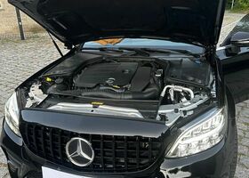 Мерседес Ц-Клас 2019 у Європі на Automoto.ua Чорний Мерседес Ц-Клас, об'ємом двигуна 1 л та пробігом 112 тис. км за 29516 $, фото 29 на Automoto.ua