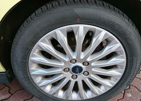 Форд Сі-Макс 2011 у Європі на Automoto.ua Жовтий Форд Сі-Макс, об'ємом двигуна 0 л та пробігом 101 тис. км за 4100 $, фото 5 на Automoto.ua