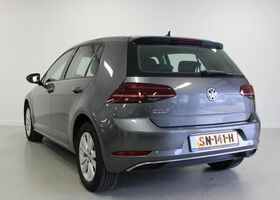 Фольксваген Гольф 2018 в Европе на Automoto.ua Серый Фольксваген Гольф, объемом двигателя 1.6 л и пробегом 67 тыс. км за 23212 $, фото 3 на Automoto.ua