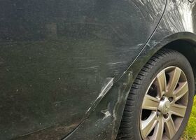 Мицубиси Кольт 2008 в Европе на Automoto.ua Черный Мицубиси Кольт, объемом двигателя 0 л и пробегом 197 тыс. км за 1200 $, фото 5 на Automoto.ua