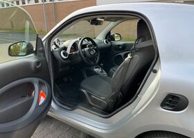 Сірий Смарт Fortwo, об'ємом двигуна 0 л та пробігом 12 тис. км за 9472 $, фото 11 на Automoto.ua