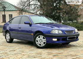 Тойота Авенсис, Хэтчбек 1997 - 2002 Hatch (T22) 2.0 D-4D