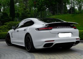 Порше Панамера, объемом двигателя 4 л и пробегом 104 тыс. км за 69114 $, фото 1 на Automoto.ua