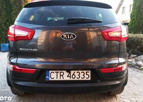 Кіа Sportage, об'ємом двигуна 2 л та пробігом 167 тис. км за 8618 $, фото 4 на Automoto.ua