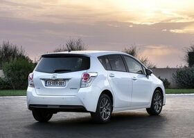 Toyota Verso 2016 на тест-драйве, фото 10