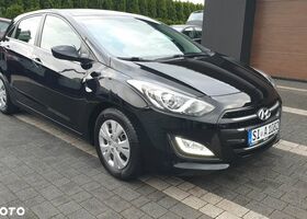 Хендай i30, объемом двигателя 1.37 л и пробегом 87 тыс. км за 9028 $, фото 2 на Automoto.ua