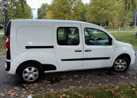 Рено Kangoo E-TECH 2012 в Европе на Automoto.ua Рено Kangoo E-TECH, объемом двигателя 0 л и пробегом 77 тыс. км за 2900 $, фото 5 на Automoto.ua