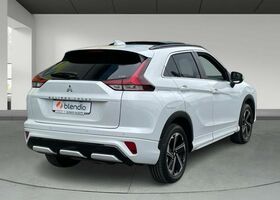 Міцубісі Eclipse Cross 2021 у Європі на Automoto.ua Білий Міцубісі Eclipse Cross, об'ємом двигуна 2.36 л та пробігом 45 тис. км за 30395 $, фото 4 на Automoto.ua