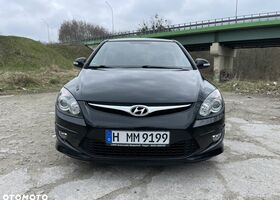 Хендай i30, об'ємом двигуна 1.4 л та пробігом 187 тис. км за 4492 $, фото 2 на Automoto.ua