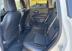 Джип Компас 2018 в Европе на Automoto.ua Белый Джип Компас, объемом двигателя 1.6 л и пробегом 70 тыс. км за 19213 $, фото 7 на Automoto.ua