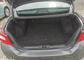 Ніссан Альтіма 2017 у Європі на Automoto.ua Сірий Ніссан Альтіма, об'ємом двигуна 2.49 л та пробігом 168 тис. км за 10775 $, фото 10 на Automoto.ua