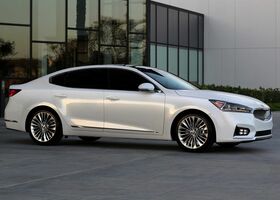 Kia Cadenza 2019 на тест-драйве, фото 7