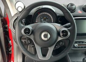 Червоний Смарт Fortwo, об'ємом двигуна 0 л та пробігом 8 тис. км за 17904 $, фото 10 на Automoto.ua