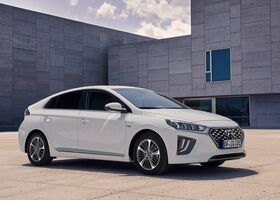 Hyundai Ioniq 2020 на тест-драйве, фото 8