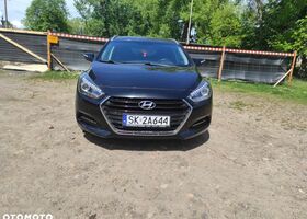 Хендай и40, объемом двигателя 1.69 л и пробегом 200 тыс. км за 7775 $, фото 6 на Automoto.ua