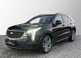 Черный Кадиллак XT4, объемом двигателя 2 л и пробегом 14 тыс. км за 47752 $, фото 1 на Automoto.ua