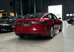 Червоний Тесла Модель С, об'ємом двигуна 0 л та пробігом 79 тис. км за 33467 $, фото 8 на Automoto.ua