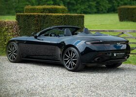 Синій Астон Мартін DB11, об'ємом двигуна 3.98 л та пробігом 42 тис. км за 155867 $, фото 3 на Automoto.ua