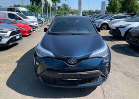 Серый Тойота C-HR, объемом двигателя 1.99 л и пробегом 1 тыс. км за 32343 $, фото 6 на Automoto.ua