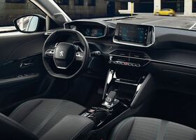 Интерьер нового Peugeot 208 2020 года выпуска