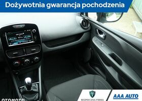 Рено Клио, объемом двигателя 0.9 л и пробегом 84 тыс. км за 8855 $, фото 8 на Automoto.ua