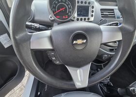 Шевроле Спарк 2010 в Европе на Automoto.ua Белый Шевроле Спарк, объемом двигателя 1 л и пробегом 191 тыс. км за 2748 $, фото 9 на Automoto.ua