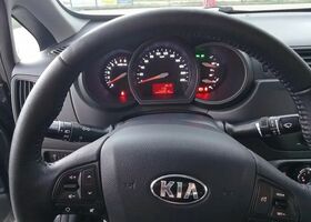 Киа Рио, объемом двигателя 1.4 л и пробегом 223 тыс. км за 7192 $, фото 32 на Automoto.ua