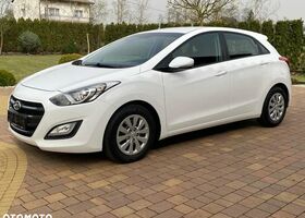 Хендай i30, объемом двигателя 1.58 л и пробегом 168 тыс. км за 6458 $, фото 2 на Automoto.ua