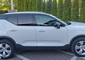 Вольво XC40, объемом двигателя 1.97 л и пробегом 110 тыс. км за 21361 $, фото 2 на Automoto.ua