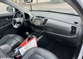 Кіа Sportage, об'ємом двигуна 1.69 л та пробігом 172 тис. км за 10691 $, фото 7 на Automoto.ua