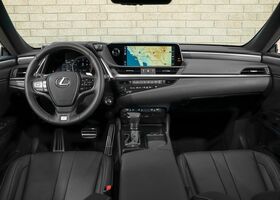 Lexus ES 2019 на тест-драйве, фото 6